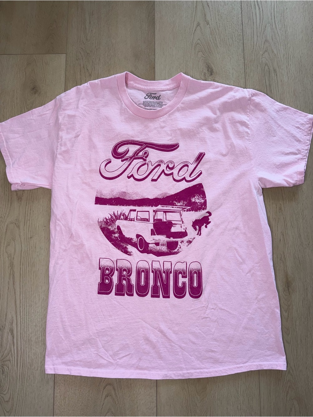 Ford Bronco Pink Graphic T-Shirt Size Large